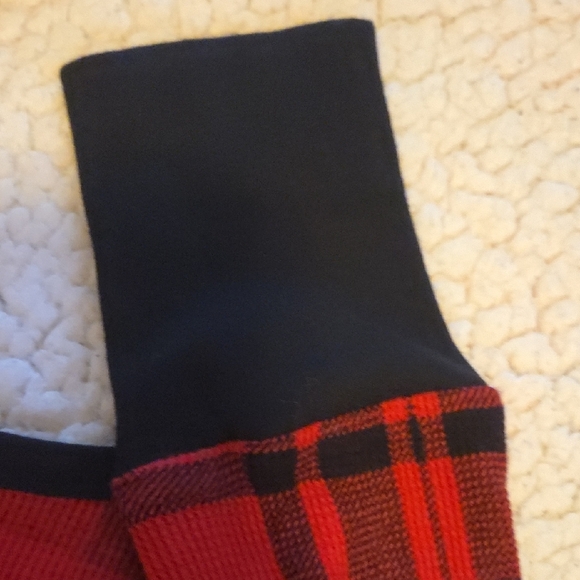 Victoria's Secret Red and Black Plaid Pajama Set - Picture 6 of 10